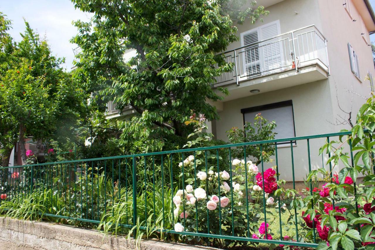 Just Relax - Vodice Apartment Bagian luar foto