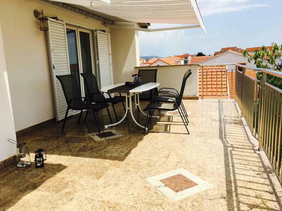 Just Relax - Vodice Apartment Bagian luar foto